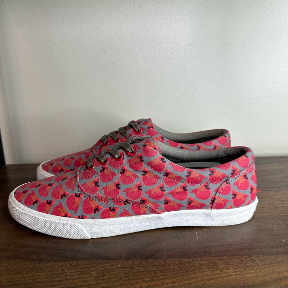 Bucket Feet Red Cardinals Design Sneakers Sz 9 Womens
